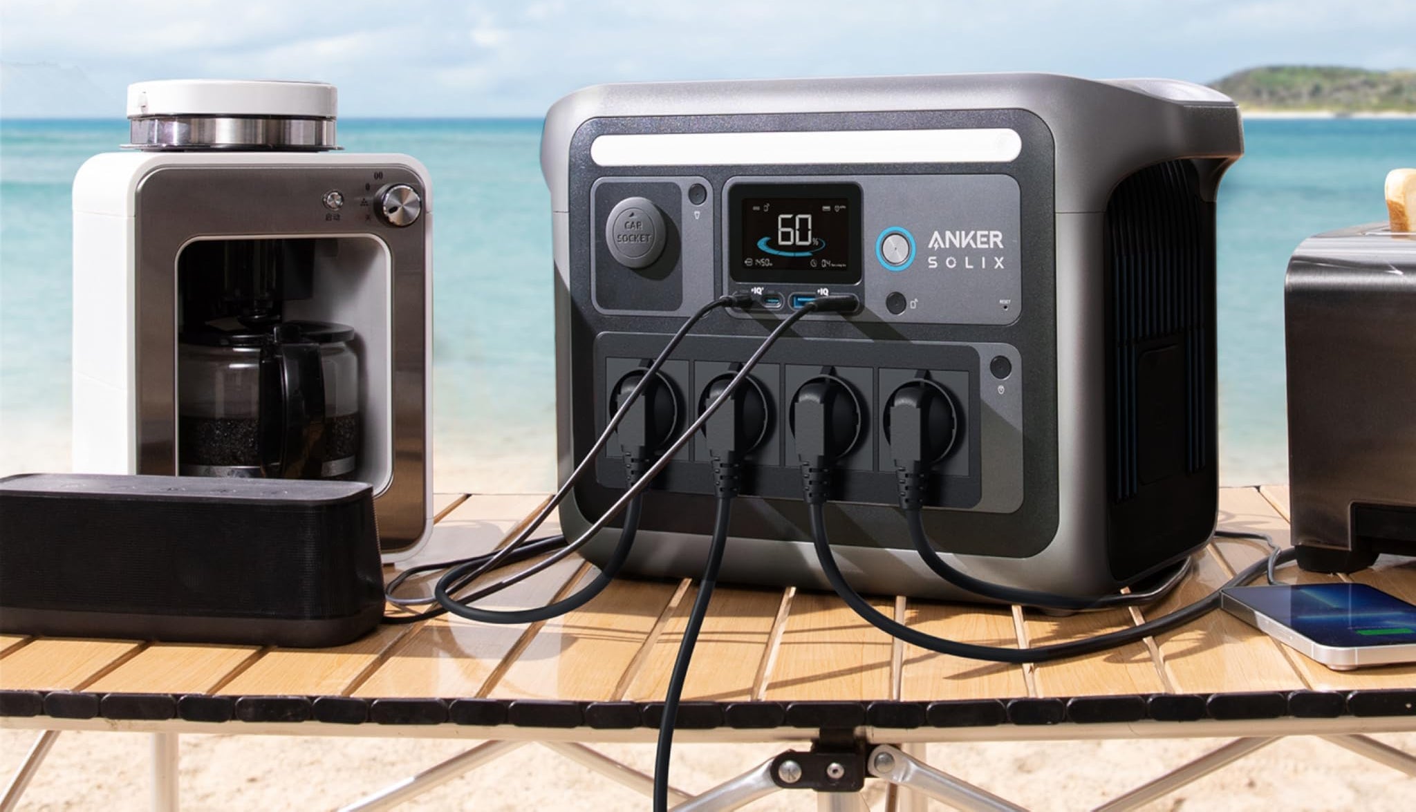 Anker SOLIX C1000 Tragbare Powerstation, LiFePO4, 1800W Solargenerator, 100% geladen in 58 Min. mit UltraFast Modus, LFP Powerstation für Outdoor, Camping und Stromreserve (Optionales Solarpanel)